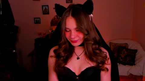 LanaXStar online show from May 11, 6:37 am