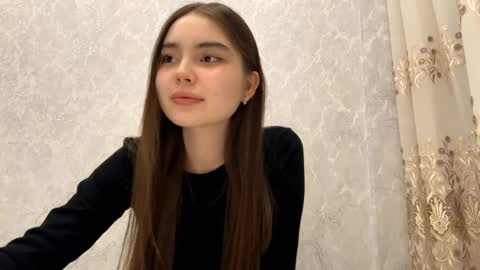 Alice online show from April 8, 2:08 pm