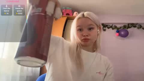 Alice online show from September 18, 2:21 am