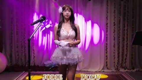 lankwaifong_cindy online show from May 19, 2:51 am