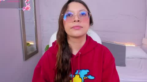Lanna online show from April 28, 11:47 am