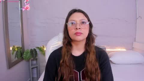 Lanna online show from May 5, 11:46 am