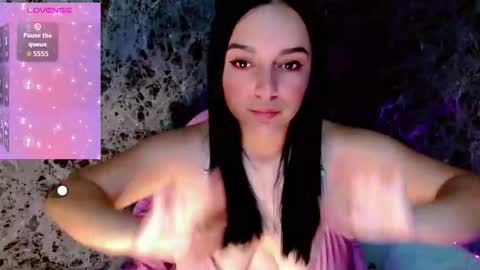 Lanna online show from February 23, 1:21 pm