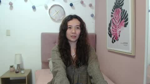 Lanna online show from May 15, 4:43 pm