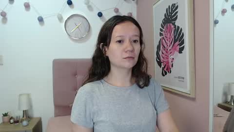Lanna online show from May 19, 12:56 pm