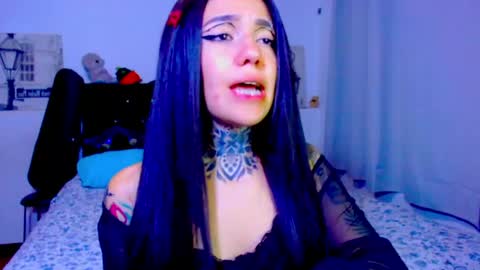 LANNIE   online show from May 23, 1:48 am