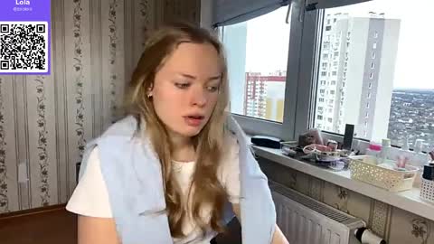 Hello My name is Lola online show from April 6, 7:42 am