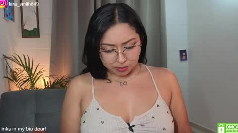 Lara  online show from May 10, 1:51 am