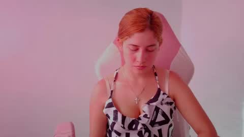 LARA online show from July 24, 8:49 pm
