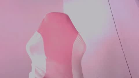 LARA online show from July 28, 8:52 pm
