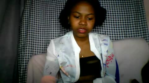 lara_belle online show from August 3, 8:07 am