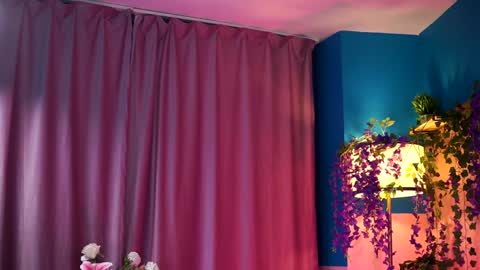 Lara online show from February 1, 7:34 pm