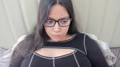 lara online show from February 12, 2:55 pm