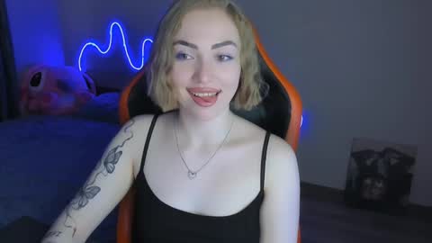 LaraKrein lk online show from May 4, 3:49 pm