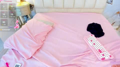 Lara  online show from October 15, 9:28 pm