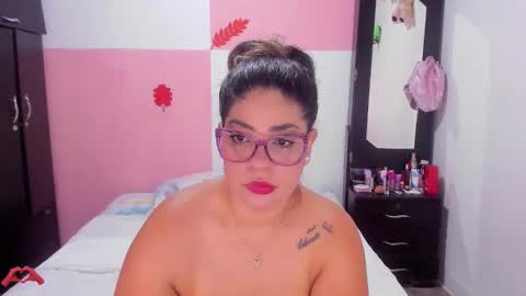 laris_park online show from October 30, 8:38 am