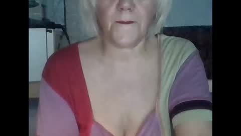 larisaq4ugo24 online show from November 23, 10:50 am