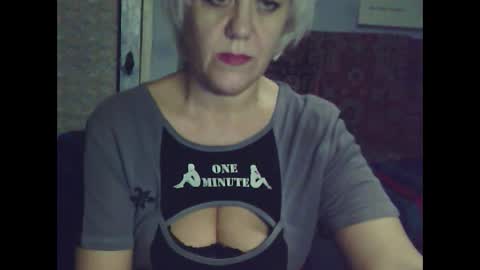 larisaq4ugo24 online show from January 13, 7:42 pm