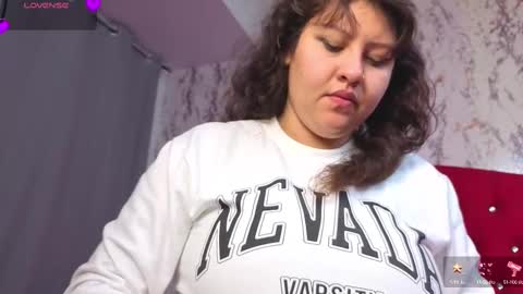 larissa_antonella online show from October 6, 5:02 am