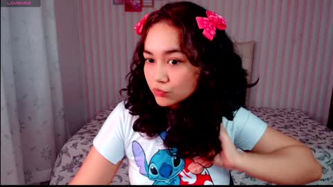 Larissas online show from January 31, 1:11 am