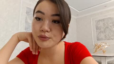 Lola online show from June 26, 4:47 am