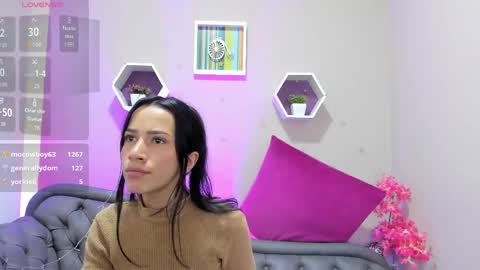 Tania  online show from May 12, 4:13 pm
