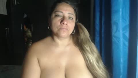 latin_big_boobs online show from January 15, 3:45 am