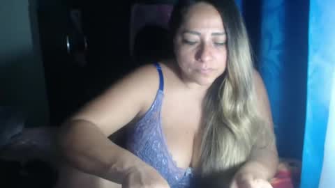 latin_big_boobs online show from June 10, 3:49 am