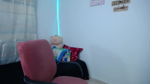 karen online show from September 25, 5:28 am