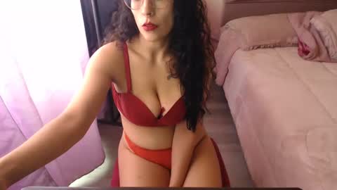 latinboobs23 online show from March 6, 6:05 pm