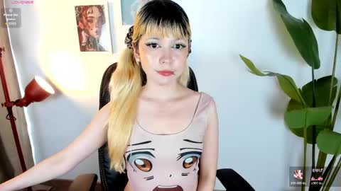laukyubey1 online show from May 13, 8:14 pm