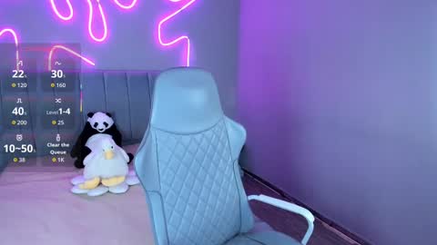 laukyubey1 online show from October 9, 8:24 pm