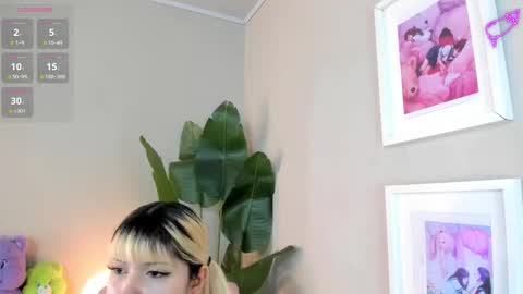 laukyubey1 online show from November 28, 8:45 pm