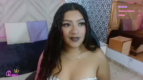 laulin_tay online show from May 13, 3:23 am