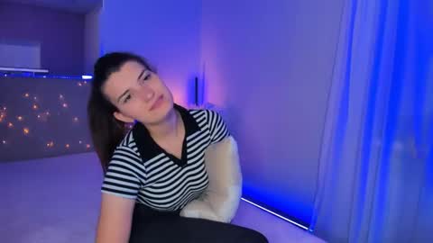 Laura online show from May 16, 10:36 am
