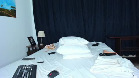   online show from January 10, 2:35 am