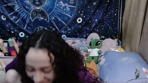  Wen  online show from December 9, 9:05 pm