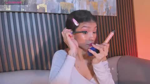 Snapshot of laura_aristizabal_19 chatting on September 15, 1:19 pm Laura online show from September 15, 1:19 pm