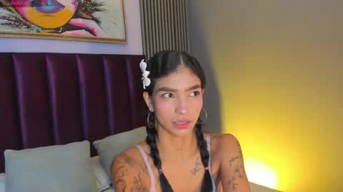 Laura online show from May 24, 12:26 pm