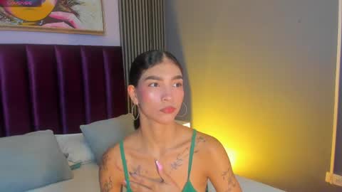 Laura online show from May 16, 11:53 am