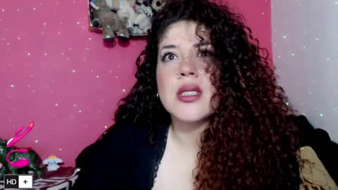 weedcam Curly Laura OF    online show from May 6, 2:43 pm