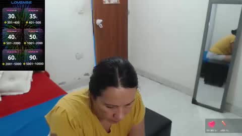 Snapshot of laura_foxx2379 chatting on January 7, 10:08 pm laura_foxx2379 online show from January 7, 10:08 pm