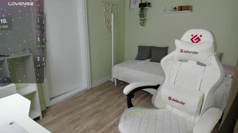 kate online show from April 9, 1:41 am