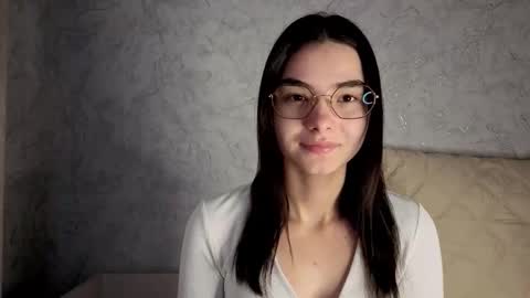 Laura online show from February 28, 7:30 am