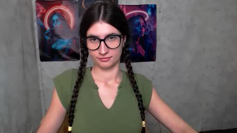 Laura online show from October 18, 7:55 am