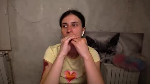 Laura online show from May 22, 9:07 am