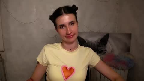 Laura online show from May 20, 10:23 am