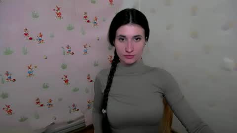 Laura online show from February 22, 4:52 pm