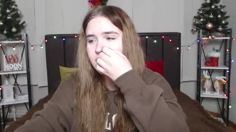 LauraHlot online show from December 30, 5:04 am