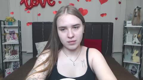 LauraHlot online show from May 23, 6:06 pm